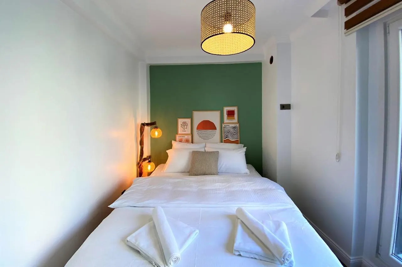 Tiyoho - Modern & Cozy Apartment In Beyoglu, Brand New Apartment Istanbul